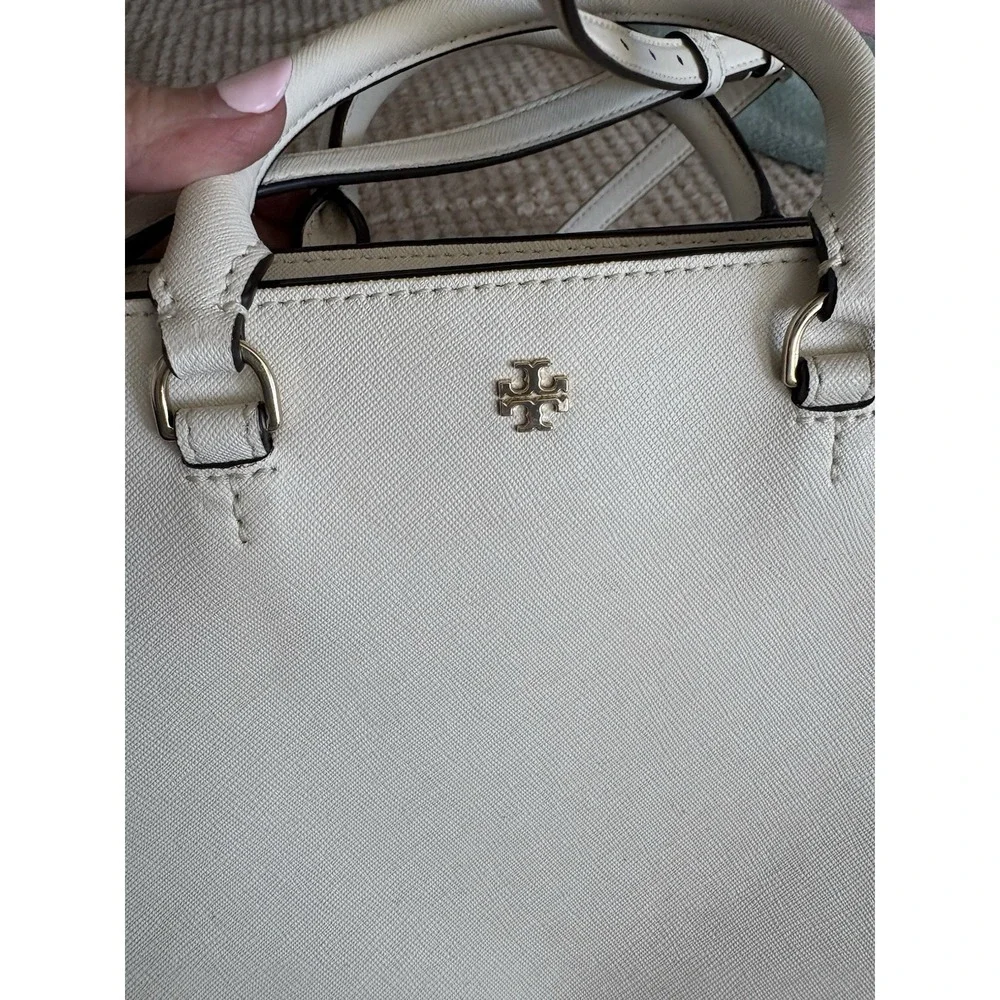 Tory Burch Robinson Zip Tote Bag with Magnetic Side Pockets VGUC